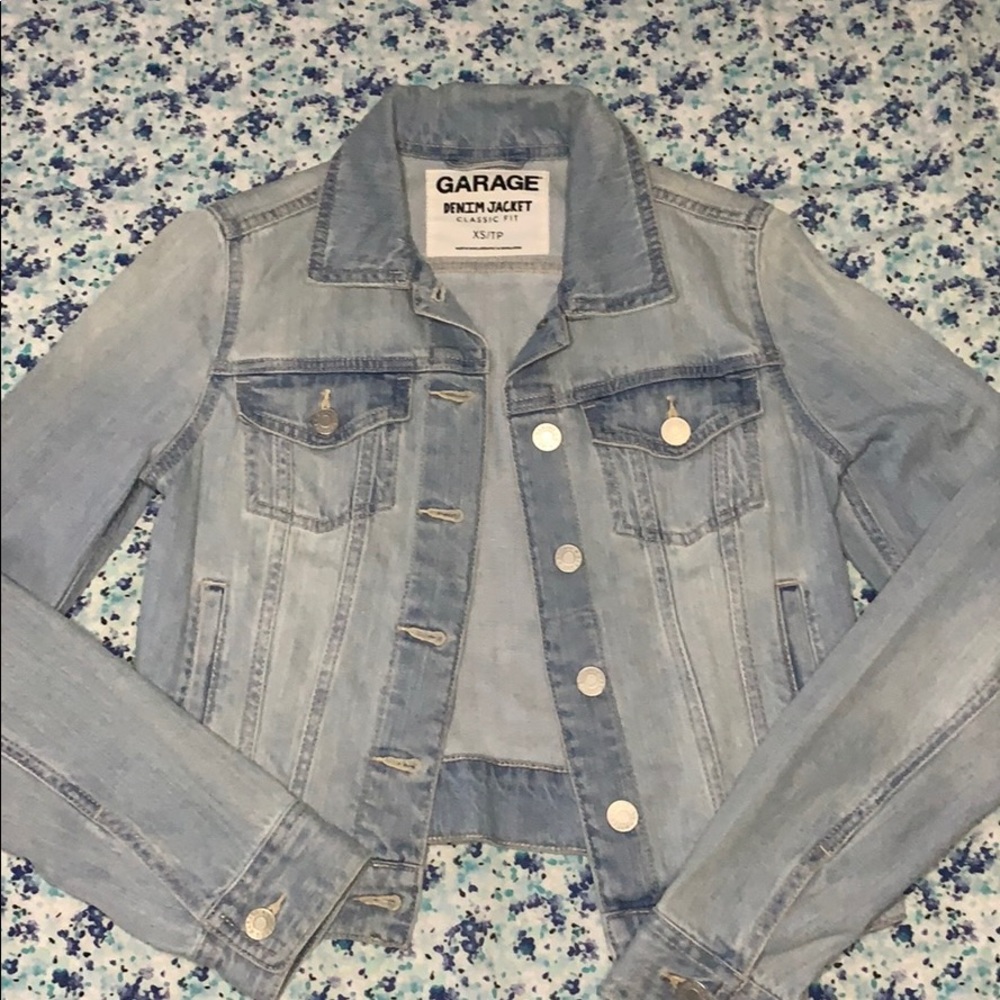 Cropped Denim Jacket